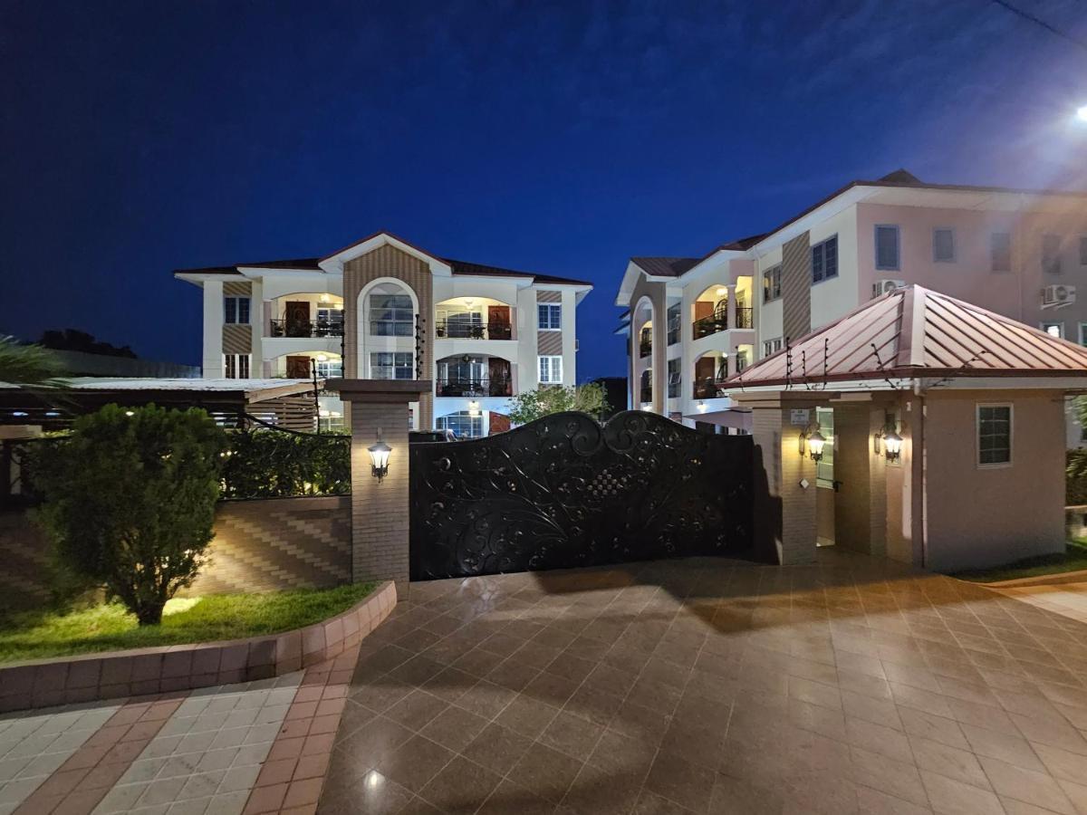 Ibranad Apartments Akra Zewnętrze zdjęcie