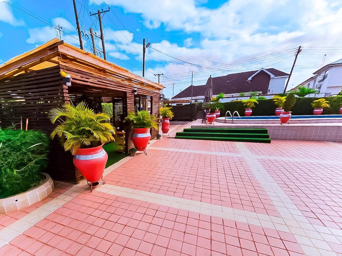 Ibranad Apartments Akra Zewnętrze zdjęcie