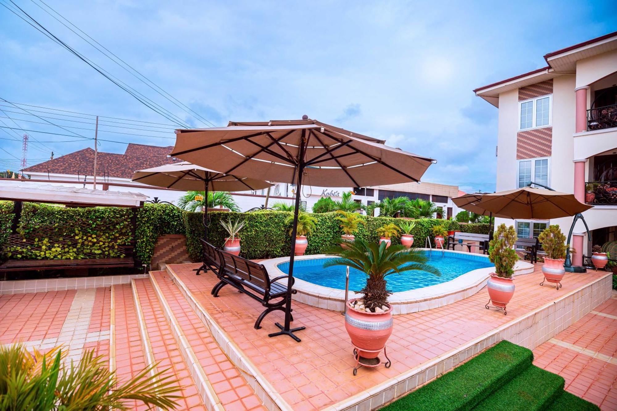 Ibranad Apartments Akra Zewnętrze zdjęcie